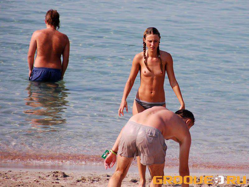 https://www.asianude4u.net/wp-content/uploads/2018/10/12/Nudism-Beach-Party-5209.jpg